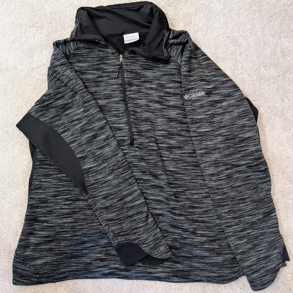 Columbia Black and Gray Zip Pullover